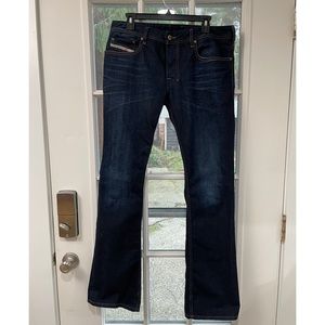 Diesel Men’s Zatiny Regular-Bootcut Jeans